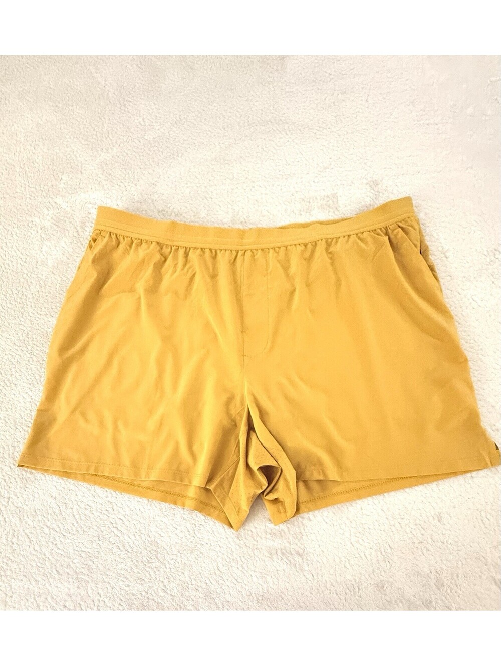 VRST Men’s XXL 5” Accelerate Lined Running Shorts Yellow Sunset NWT